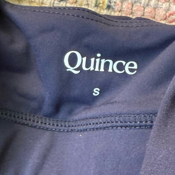 New Quince Lot Cropped Ultra Form Soft Tank Women’s size Small Stretch Navy Blue - Picture 8 of 9